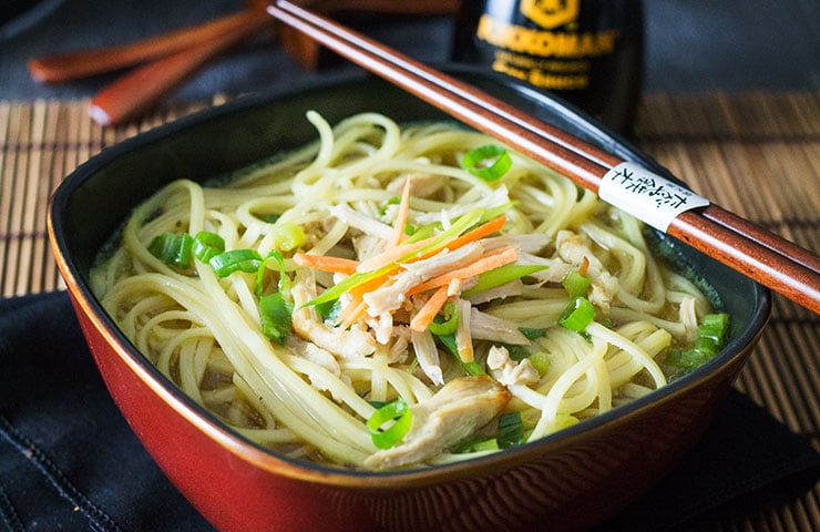 Quick Chinese Chicken Noodle Soup: Takeout Flavor in 10 Minutes